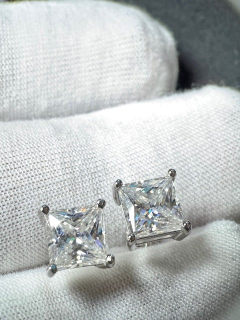 Moissanite Silver Cubic 7x7mm
