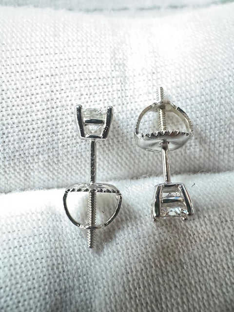 Moissanite Round Silver 4mm