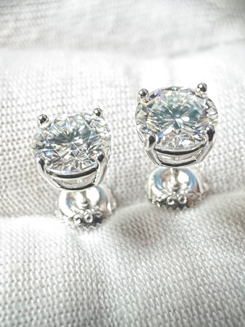 Moissanite Round Silver 7mm