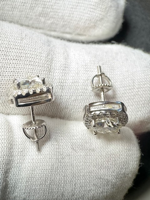 Moissanite Silver Stud